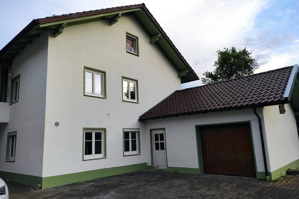 Ferienwohnung Ramona - Idyllisch Und Charmant Kirchdorf im Wald Exterior foto